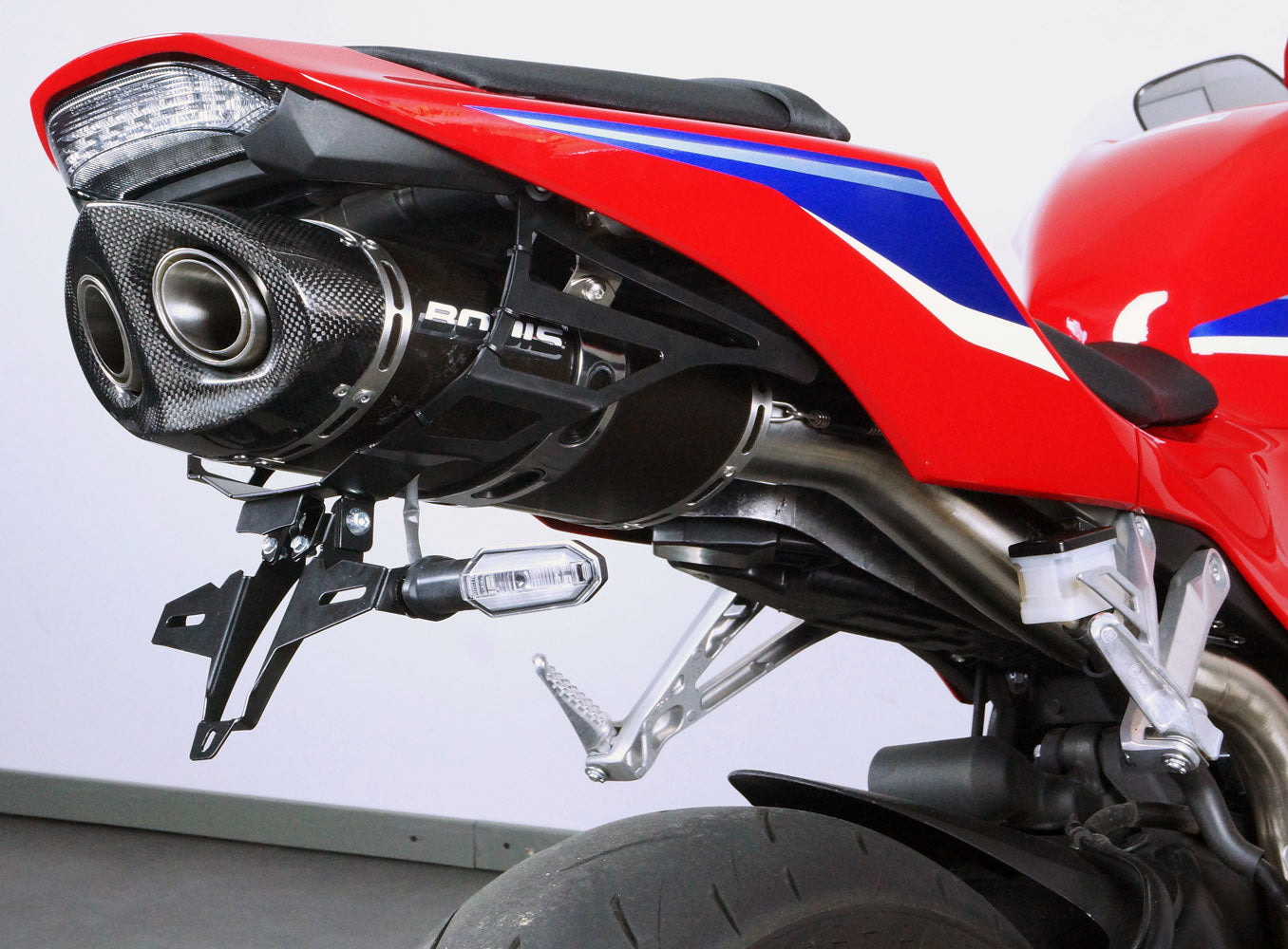 Bodis OVAL Q1-SN Slip-On | mit E-Nummer | Edelstahl-Schwarz | passend für Honda CBR 600 RR - Modelle (2024-)