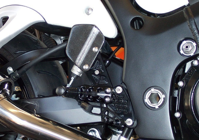 Gilles Fußrastenanlage AS31GT | verstellbar | ABE |passend für Suzuki GSX1300R Hayabusa - Modelle (2008-2020)