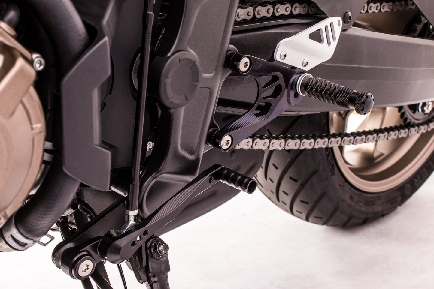 Gilles Fußrastenanlage FXR | passend für Honda CB 650 F / CB 650 R Neo Sports Cafe / CB 650 R / CBR 650 F & CBR 650 R - Modelle
