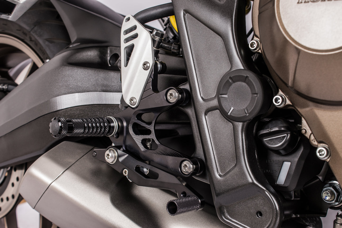 Gilles Fußrastenanlage FXR | passend für Honda CB 650 F / CB 650 R Neo Sports Cafe / CB 650 R / CBR 650 F & CBR 650 R - Modelle