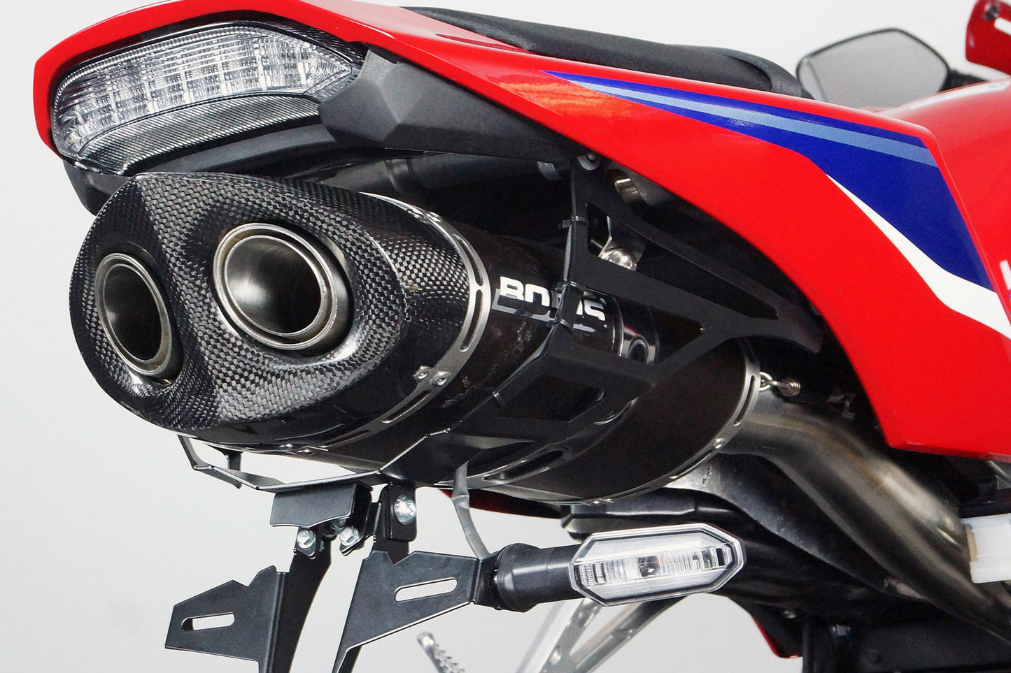Bodis OVAL Q1-SN Slip-On | mit E-Nummer | Edelstahl-Schwarz | passend für Honda CBR 600 RR - Modelle (2024-)