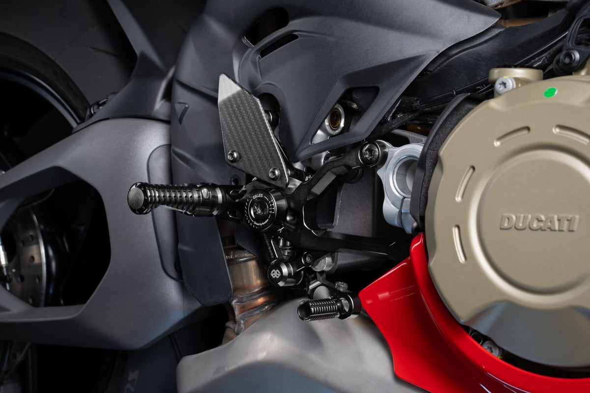 Gilles Fußrastenanlage MUE2 | verstellbar | ABE | passend für Ducati Panigale V4 / S (5D) - Modelle (2025-)