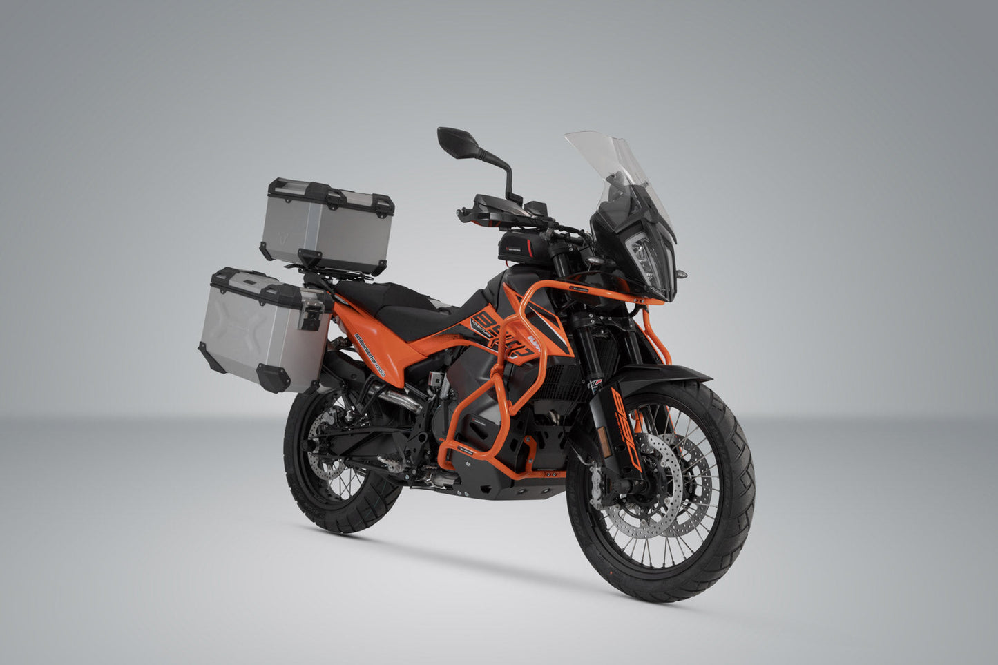 SW-Motech Adventure Set TRAX ADV | Silbern. KTM 790 Adv/R (19-), 890 Adv/R (20-).