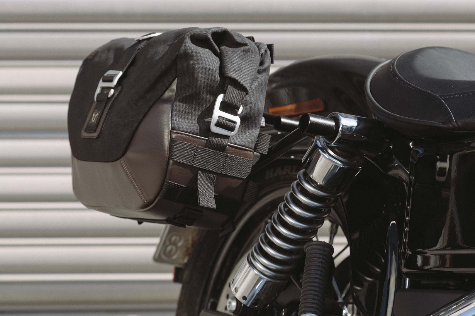 legend gear seitentaschen SW-Motech Legend Gear Seitentaschen-System LC | Harley-Davidson Dyna W – Rideparts