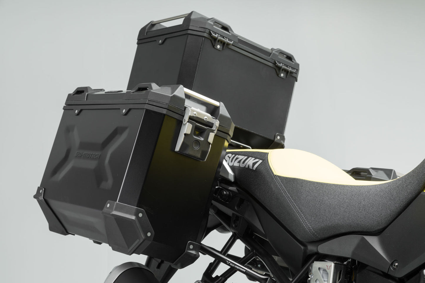 SW-Motech Adventure Set TRAX ADV | Silbern. Suzuki V-Strom 1000 (14-19).