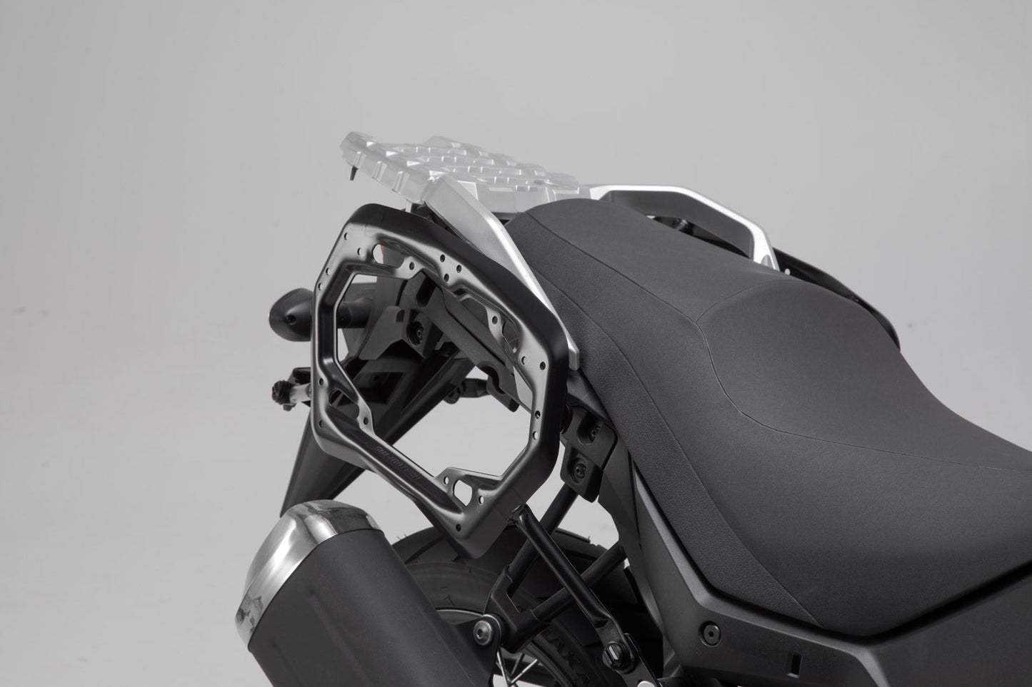 SW-Motech Adventure Set TRAX ADV | Silbern. Suzuki DL 650 V-Strom (16-).