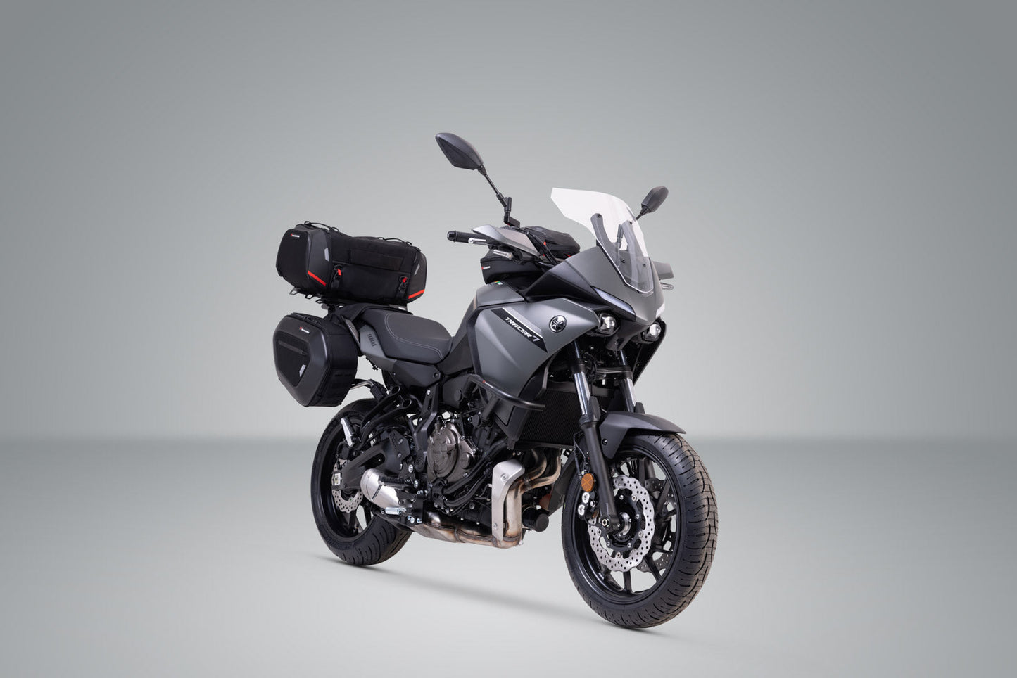 SW-Motech Adventure Set TRAX ADV | Silbern. Yamaha MT-07 Tracer (16-).