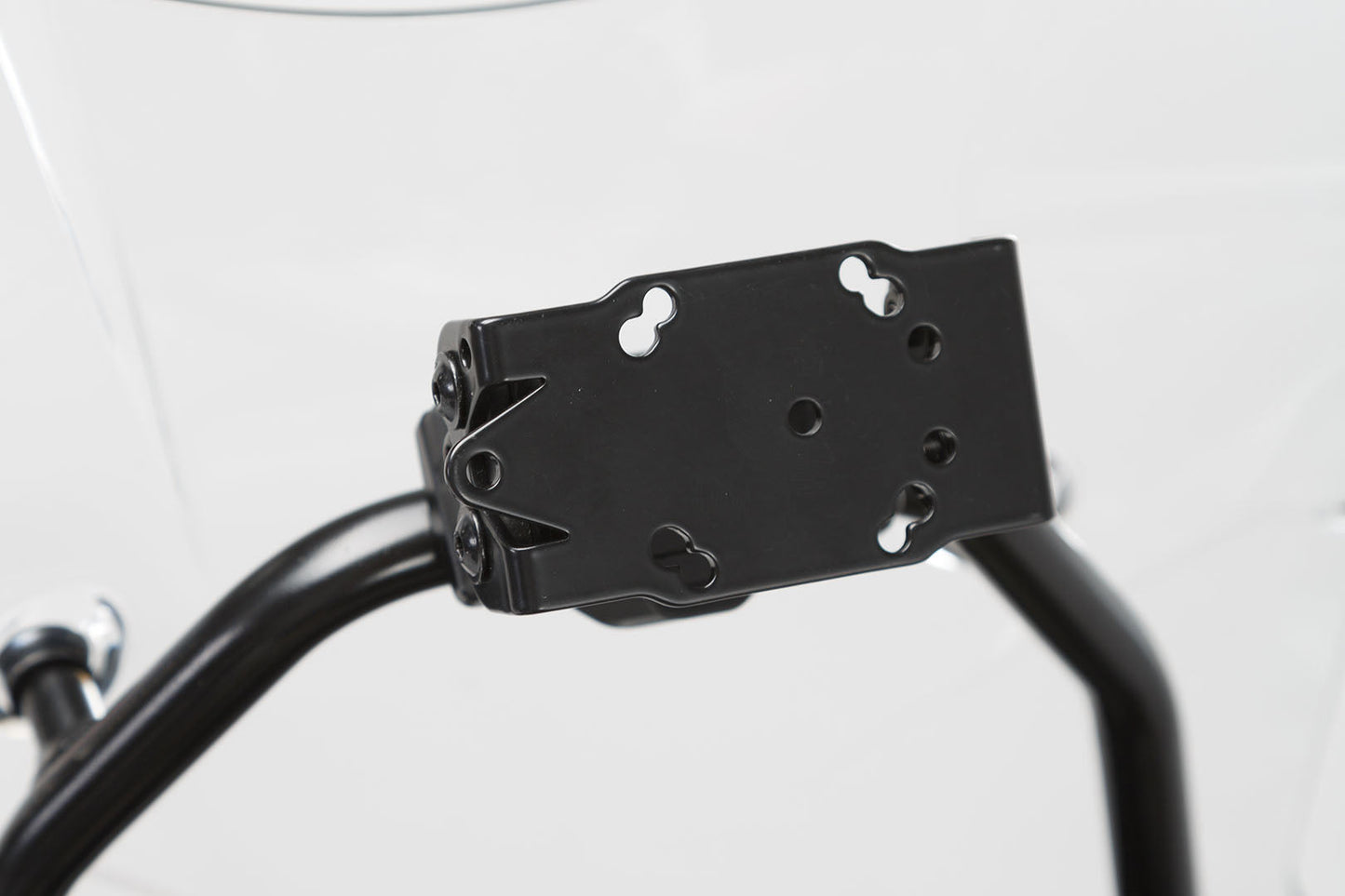 SW-Motech Navi-Halter an Rohr Ø 13/16 mm | Schwarz.