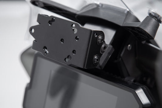 SW-Motech Navi-Halter im Cockpit | Schwarz. Voge 650 DS/X (21-).