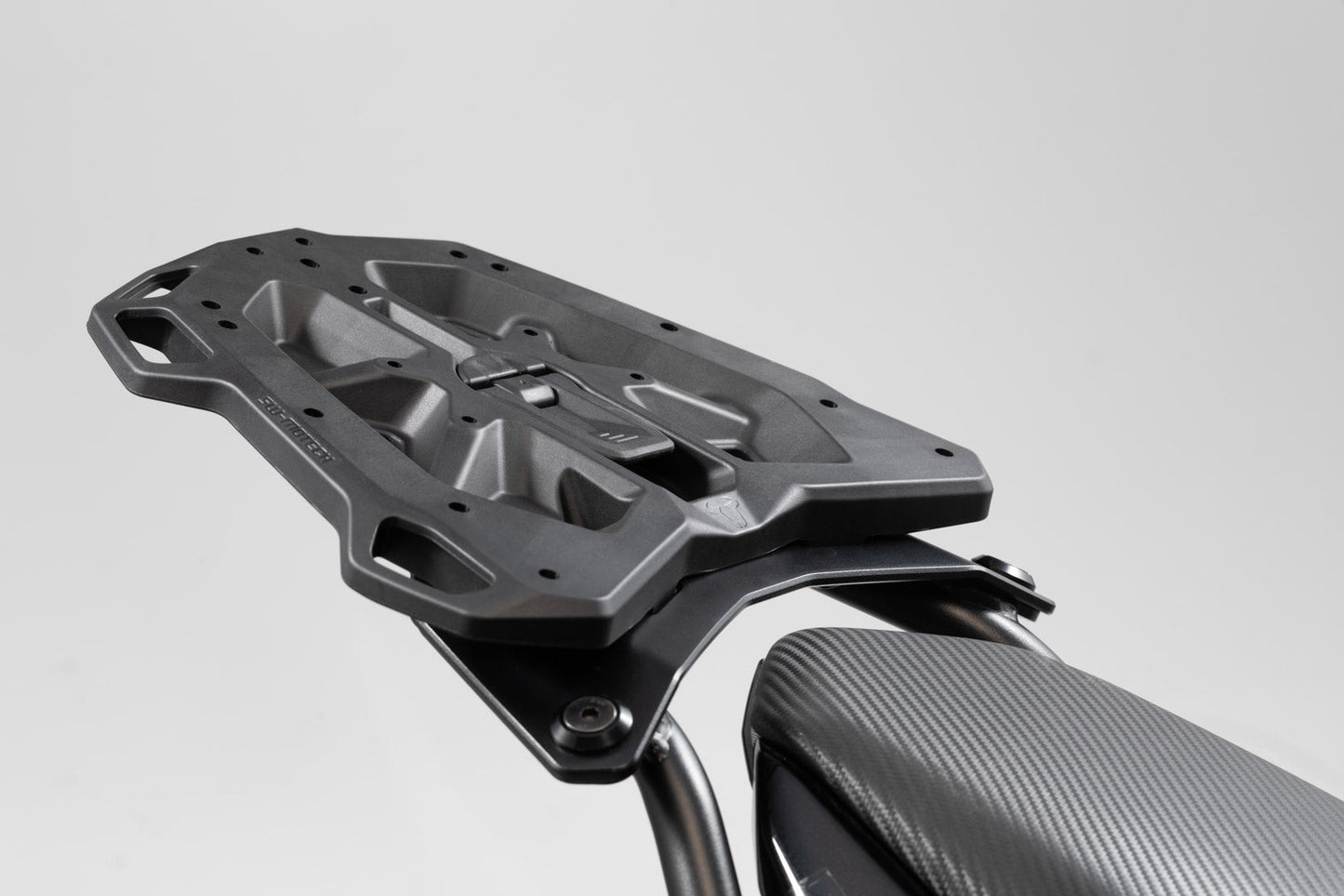 SW-Motech Adapterplatte für STREET-RACK Gepäckträger | Für Givi/Kappa mit Monokey. Schwarz.