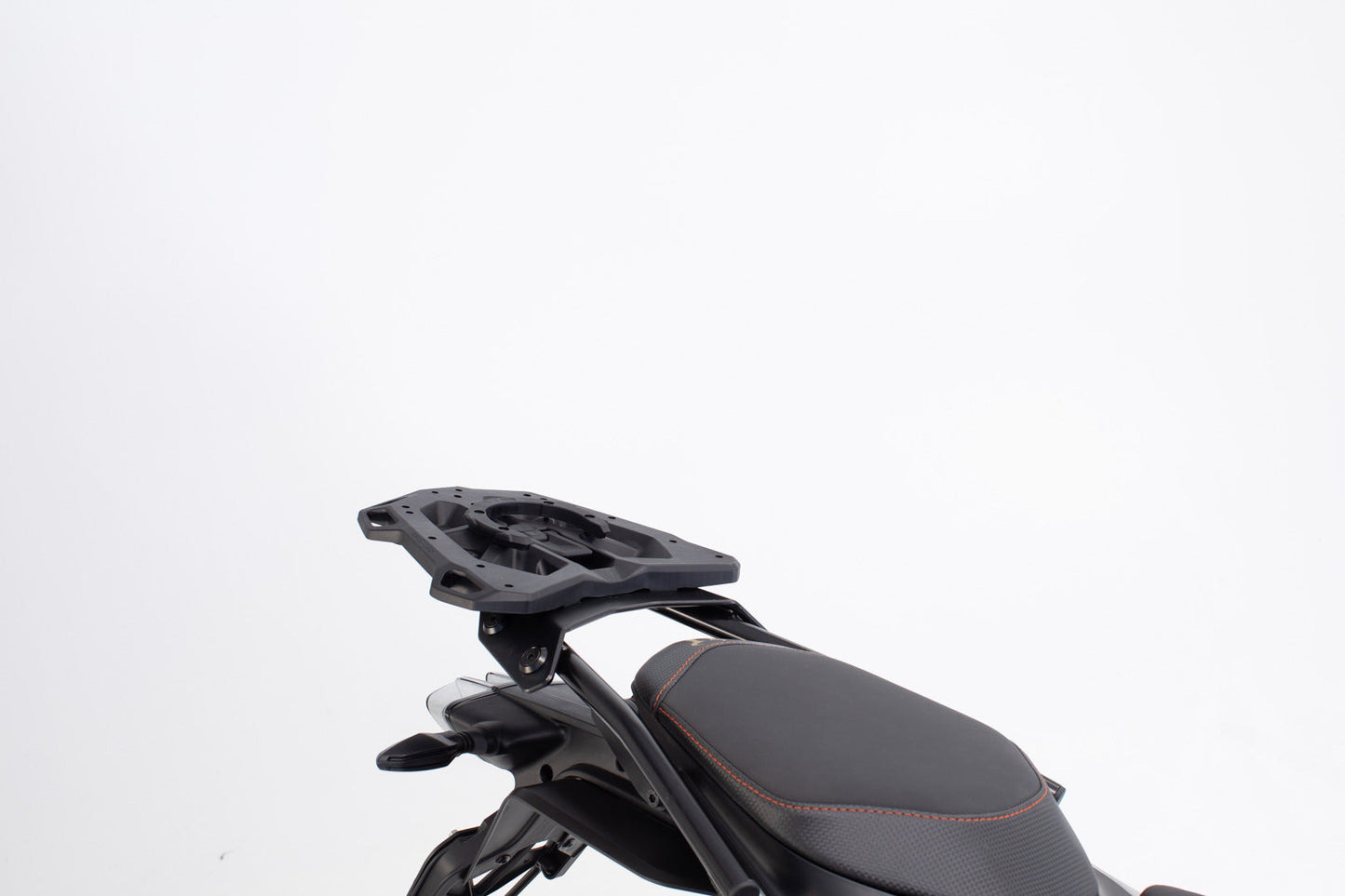 SW-Motech Adapterplatte für STREET-RACK Gepäckträger | Schwarz. Für DUSC Aufnahme.