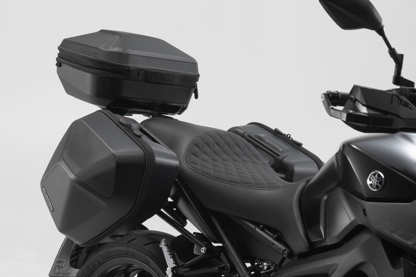 SW-Motech URBAN ABS Topcase-System | Schwarz. Triumph Speed Triple 1050 S / RS (18-).