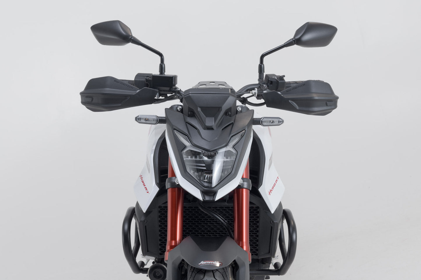 SW-Motech Adventure Handprotektoren-Kit | Schwarz. Honda CB750 Hornet (22-).