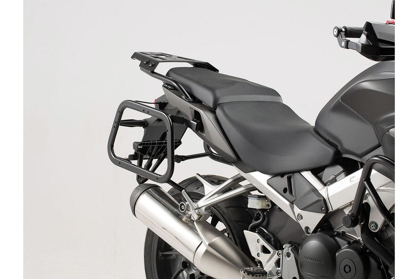 SW-Motech TRAX ADV Alukoffer-System | Silbern. 45/45 l. Honda VFR800X Crossrunner (15-).