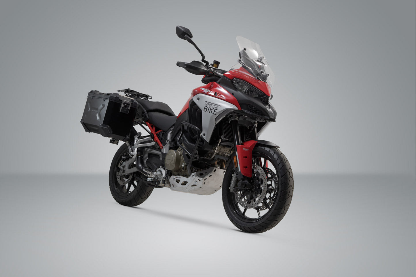 SW-Motech TRAX ADV Alukoffer-System | Schwarz. 45/45 l. Ducati Multistrada V4 (20-24).