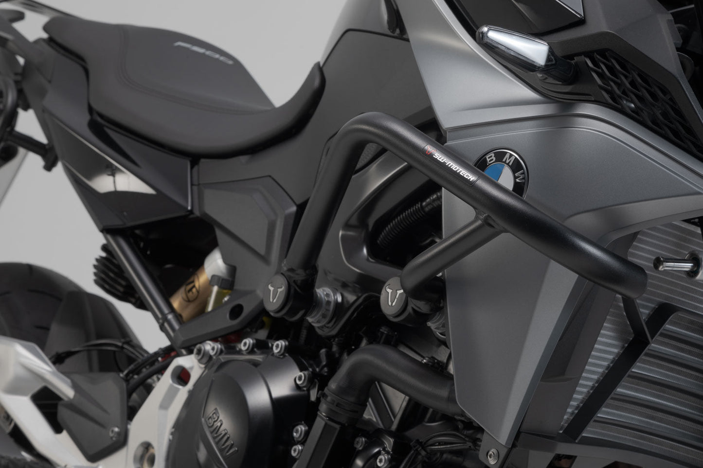 SW-Motech Sturzbügel | Schwarz. BMW R18 (20-).