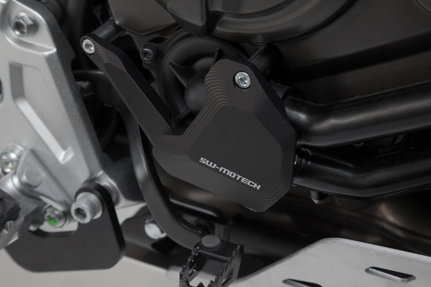 SW-Motech Wasserpumpenschutz | Schwarz/Silbern. Yamaha Ténéré 700 Modelle (19-).