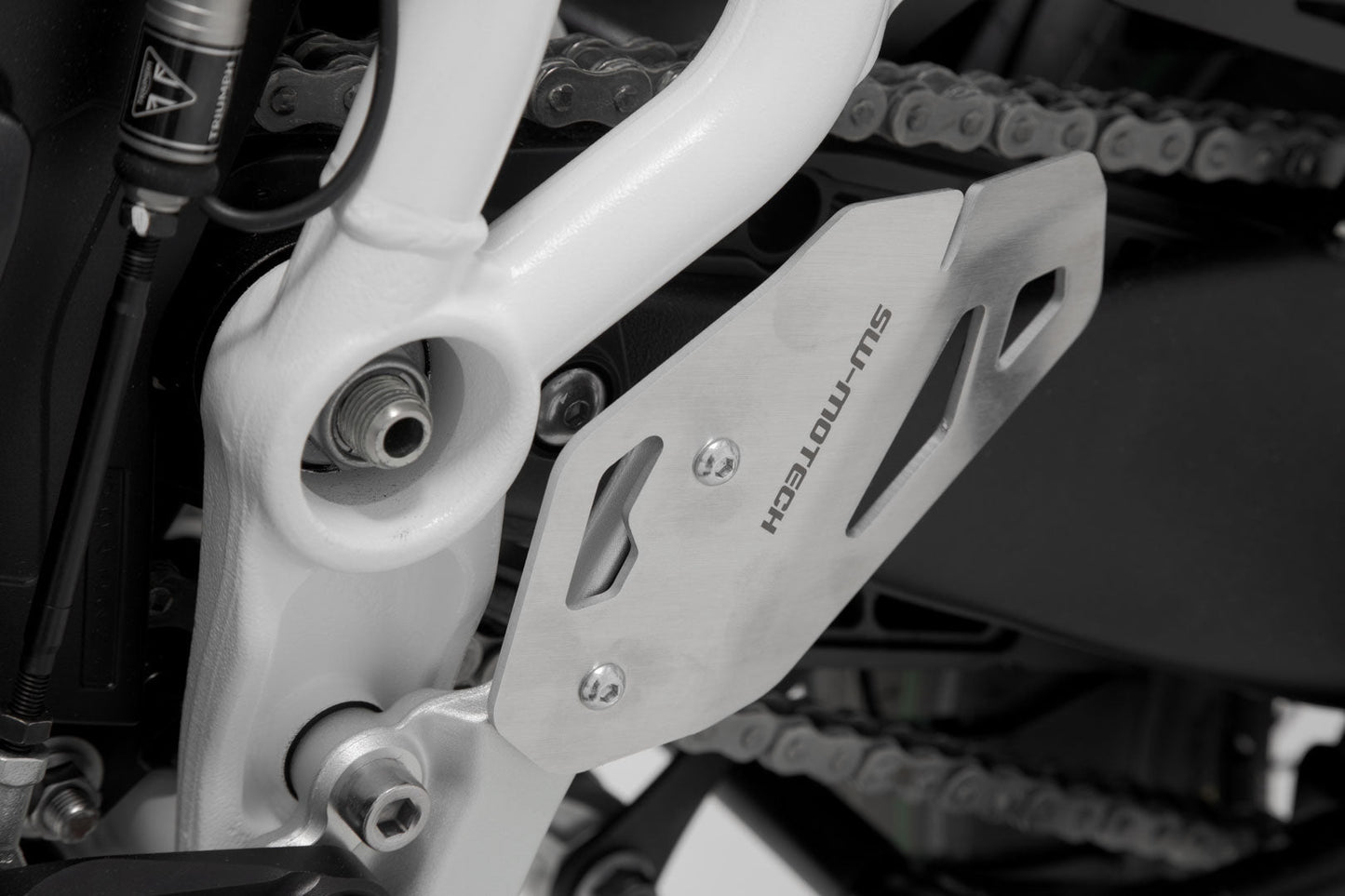 SW-Motech Fersenschutz rechts | Silbern. Triumph Tiger 900/GT/Rally/Pro (19-23).