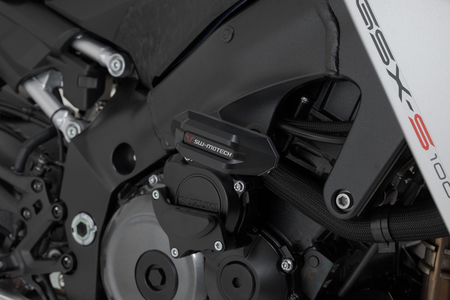 SW-Motech Sturzpad-Kit | Schwarz. Suzuki GSX-S 950 / GSX-S 1000/GT (21-).
