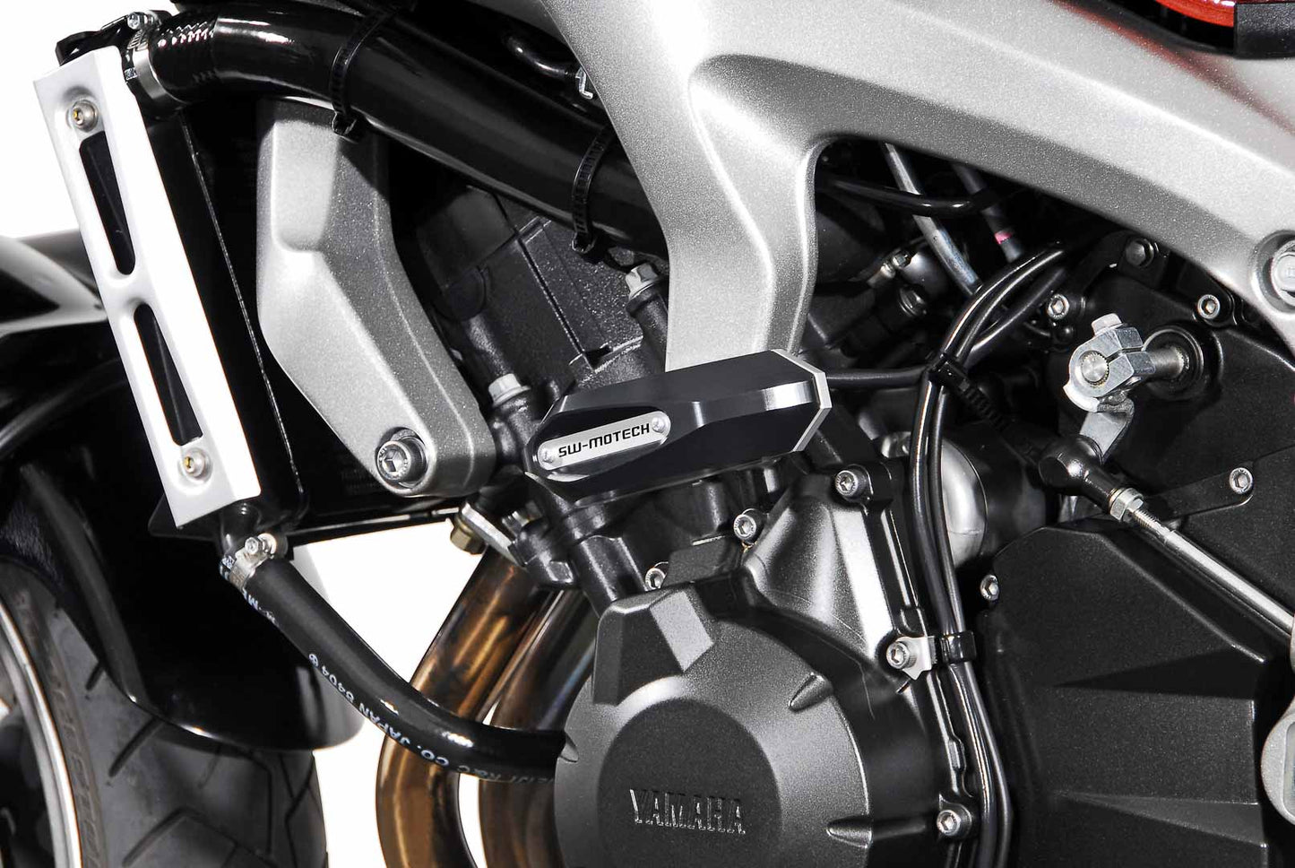 SW-Motech Sturzpad-Kit | Schwarz. Yamaha FZ1/Fazer FZ6/Fazer.