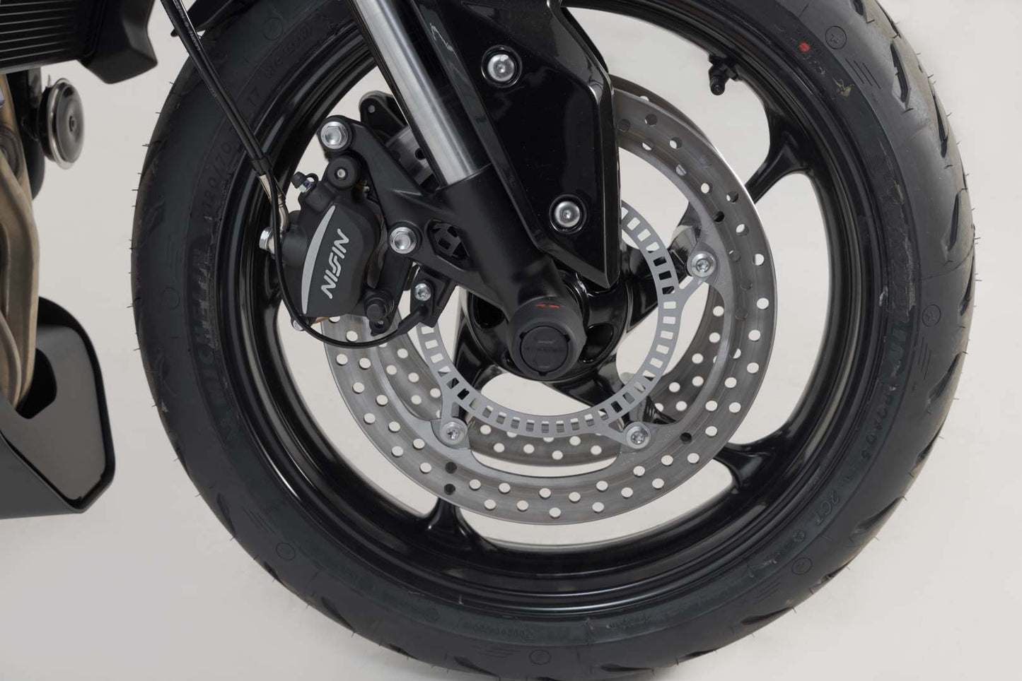 SW-Motech Sturzpad-Kit für Vorderachse | Schwarz. Street Triple/Daytona/Tiger 660/Trident.