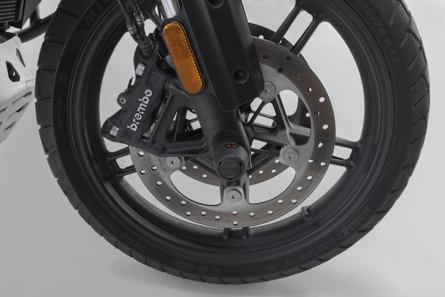 SW-Motech Sturzpad-Kit für Vorderachse | Schwarz. Harley-Davidson Pan America (21-).