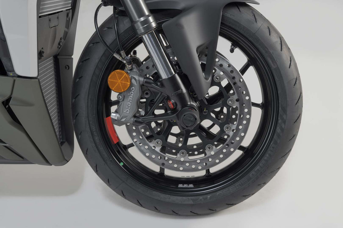 SW-Motech Sturzpad-Kit für Vorderachse | Schwarz. Ducati Modelle (14-).
