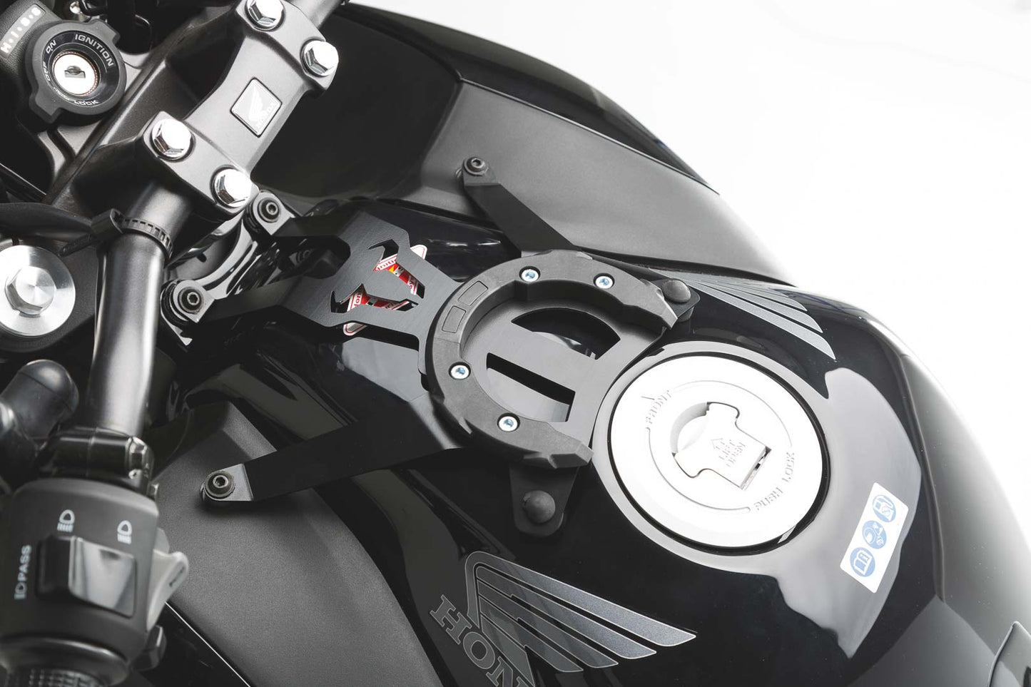 SW-Motech EVO Tankring | Schwarz. BMW F 800 R/S/ST/GT. Ohne Schrauben.