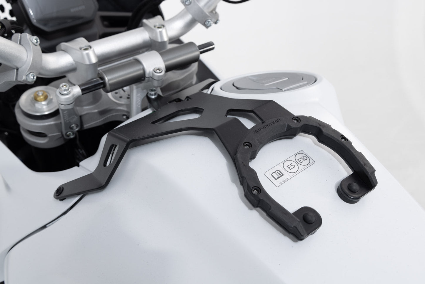 SW-Motech PRO Tankring | Schwarz. Ducati DesertX (22-).