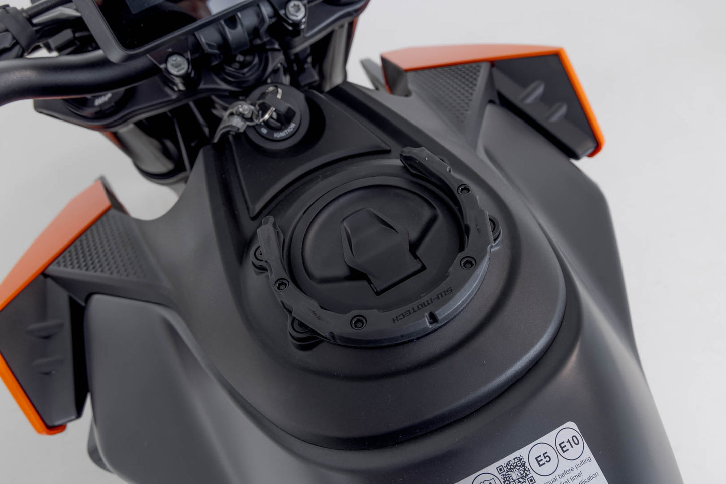 SW-Motech PRO Tankring | Schwarz. KTM 990 Duke (23-).