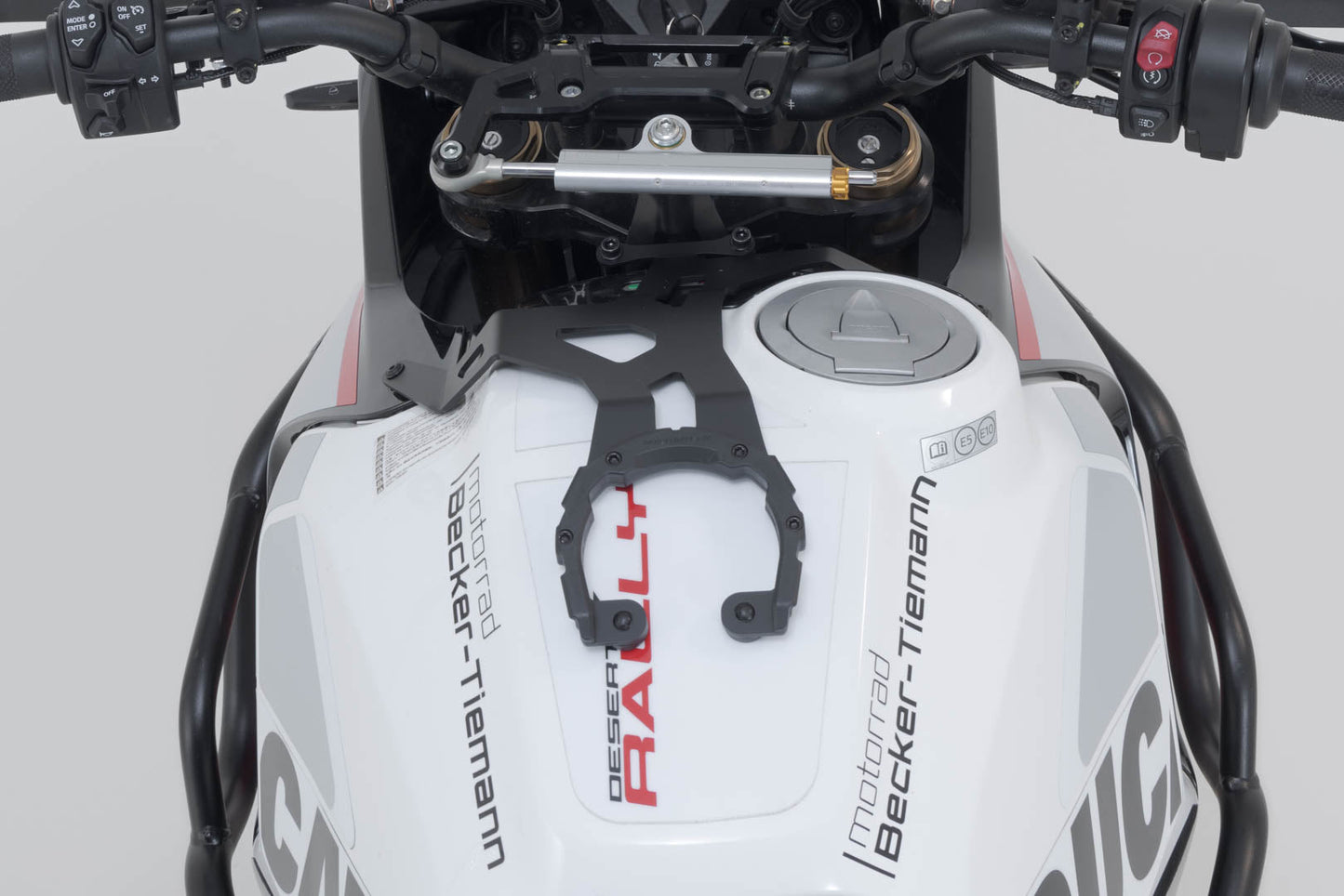 SW-Motech PRO Tankring | Schwarz. Ducati DesertX Rally (23-).