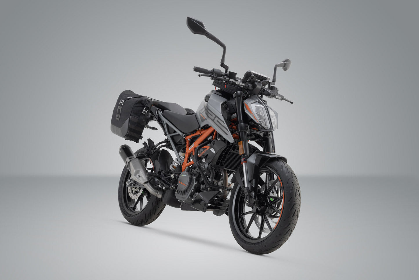 SW-Motech Legend Gear Seitentaschen-System LC | KTM 125 Duke (21-).