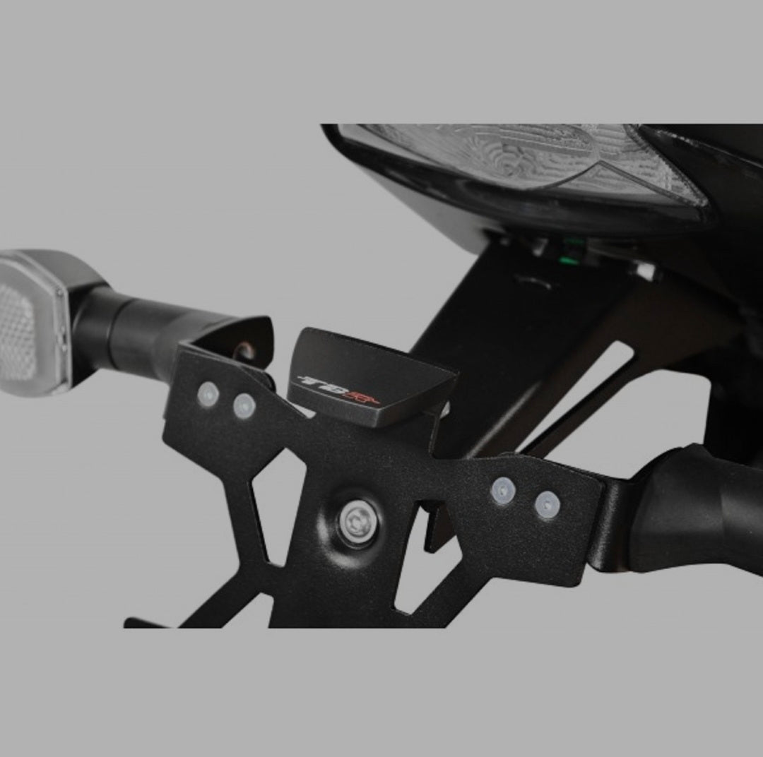 Top Block Racing Kennzeichenhalter | E-Nummer | inkl. Rücklicht | passend für Suzuki GSX-S 750 - Modelle (2017-2021)