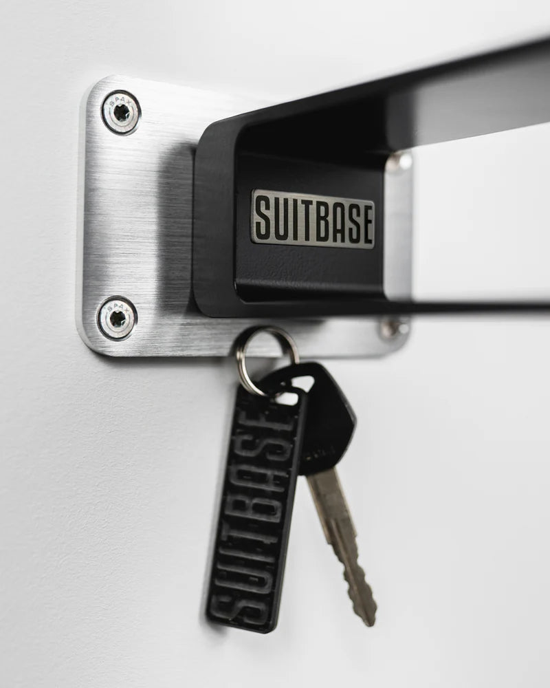 Suitbase PRO V4 | Motorrad-Gaderobe | Titanium Silver
