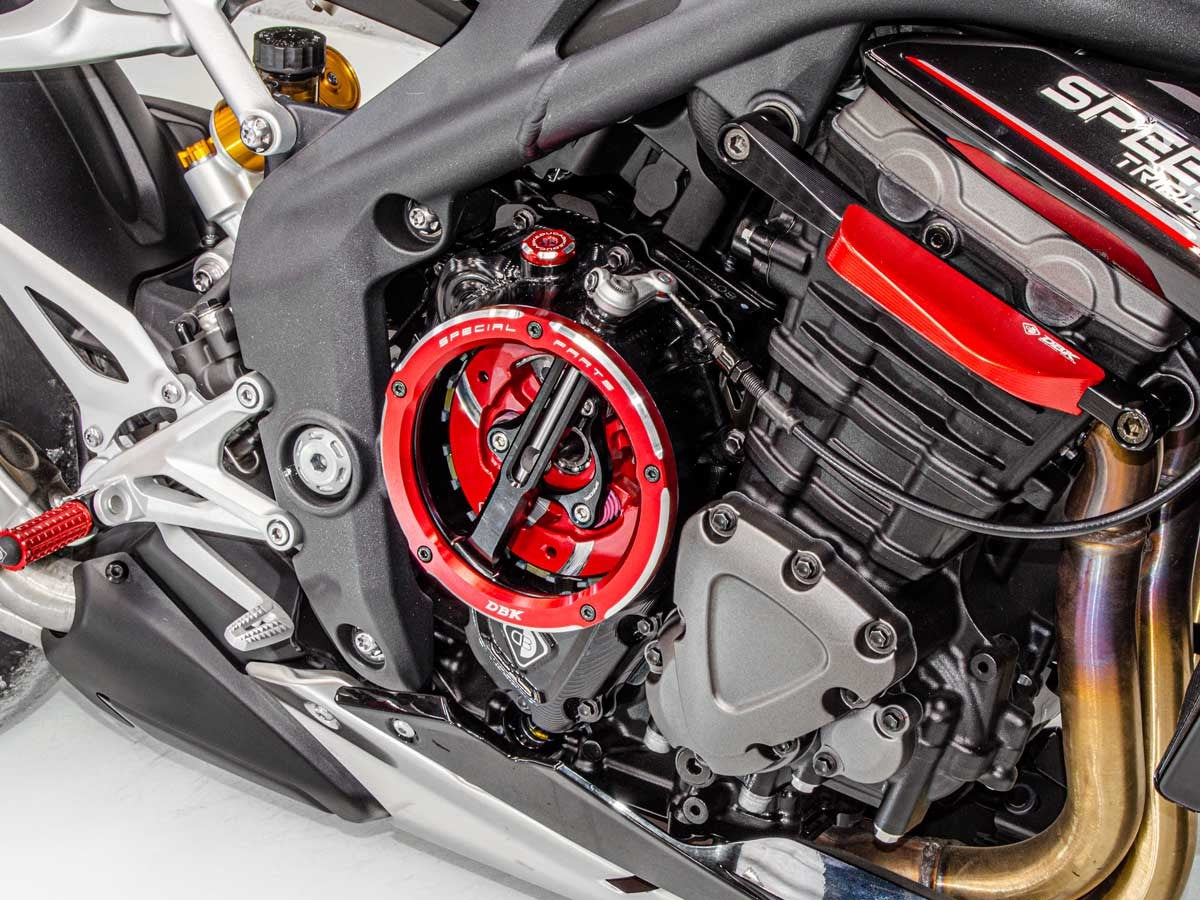 DBK Special Parts | CCDV11 - Triumph | BLACK-BLACK | KLARER KUPPLUNGSDECKEL ÖLBAD 3D-EVO | passend für Triumph Speed Triple 1200 RR/RS - Modelle (2021-2024)