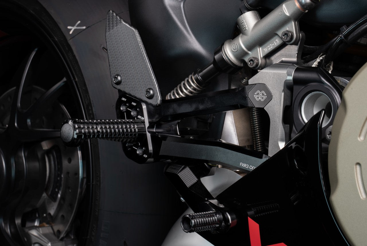 Gilles Fußrastenanlage FXR | NUR RENNSTRECKE | passend für Ducati Panigale V4 / R / S - Modelle