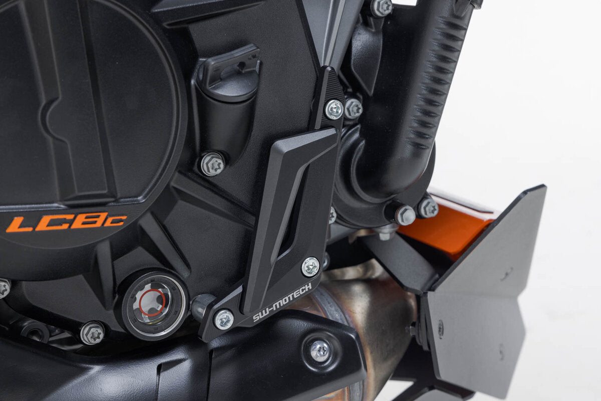 SW-Motech Motorgehäusedeckel-Schutz | Schwarz. KTM 990 Duke (23-).