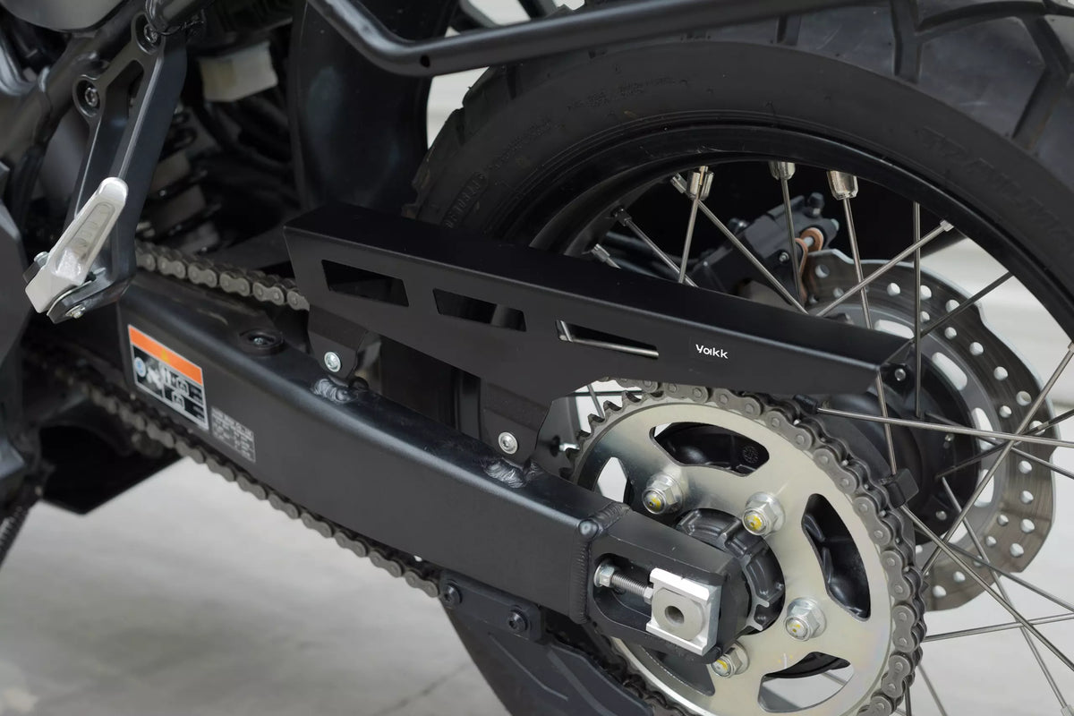 Yakk EXP Kettenschutz | schwarz | passend für Honda XL750 Transalp - Modelle (2023-2026)