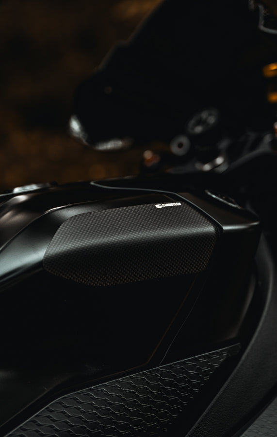 GS Carbotech | Tank Sliders | Carbon | passend für Yamaha YZF-R1 & R1M - Modelle
