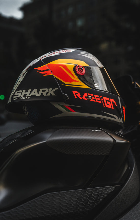 GS Carbotech | Tank Sliders | Carbon | passend für Yamaha YZF-R1 & R1M - Modelle