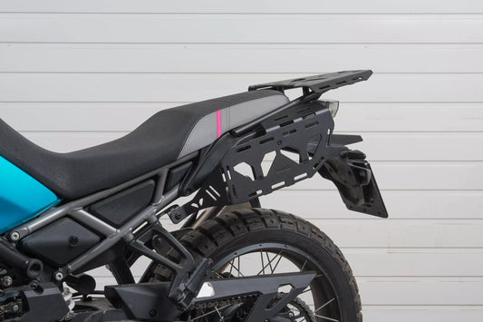 Yakk EXP Seitenkoffer / Satteltaschenhalter | schwarz | passend für CFMOTO MT 450 - Modelle (2024-2026)