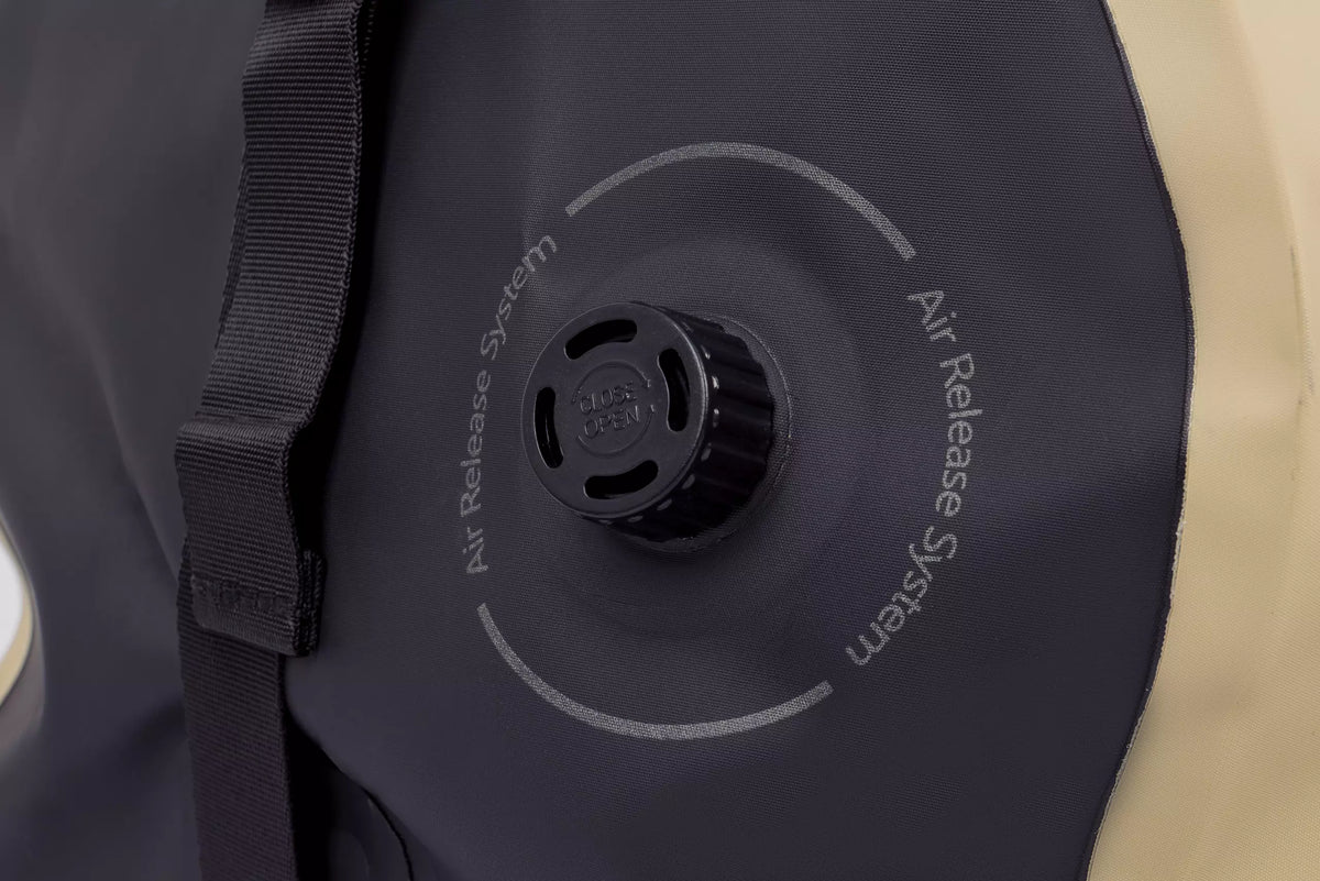 Plaque de porte-bagages Yakk EXP | noir | compatible avec les modèles Honda CRF 300 L (2021-2026)