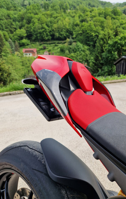 GS Carbotech | Sitz Sliders mono s. | Carbon | passend für Ducati Panigale & Streetfighter - Modelle