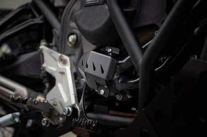 Yakk EXP Wasserpumpendeckel | schwarz | passend für Yamaha MT-07 - Modelle (2014-2023)