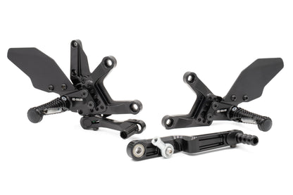 Gilles Fußrastenanlage AS31GT3 | verstellbar | TÜV-Teilegutachten | passend für Honda CB 1000 Hornet / SP (SC86) - Modelle (2025-)