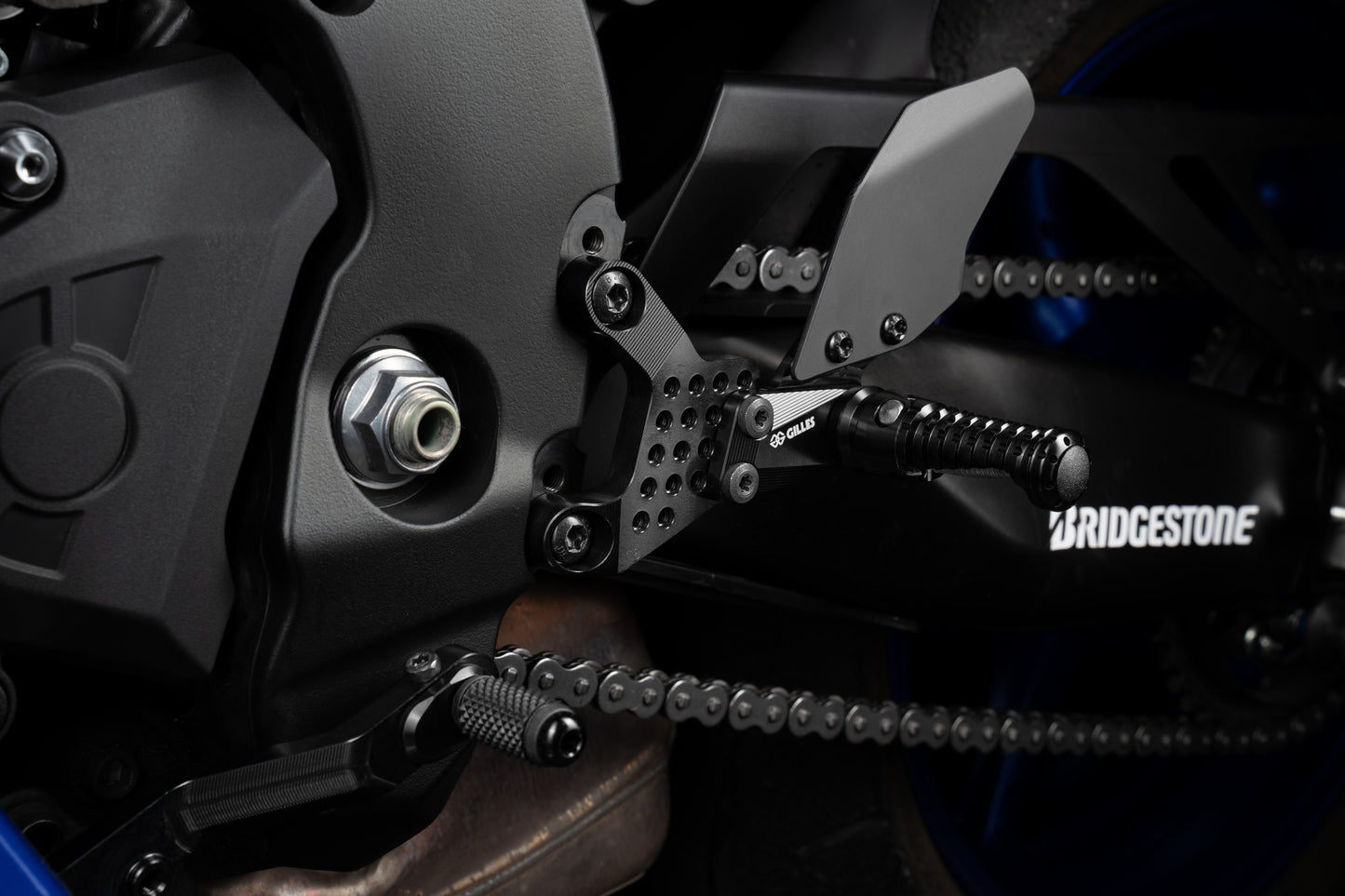 Gilles Fußrastenanlage AS31GT3 | verstellbar | ABE | passend für Yamaha YZF-R9 (2025-)