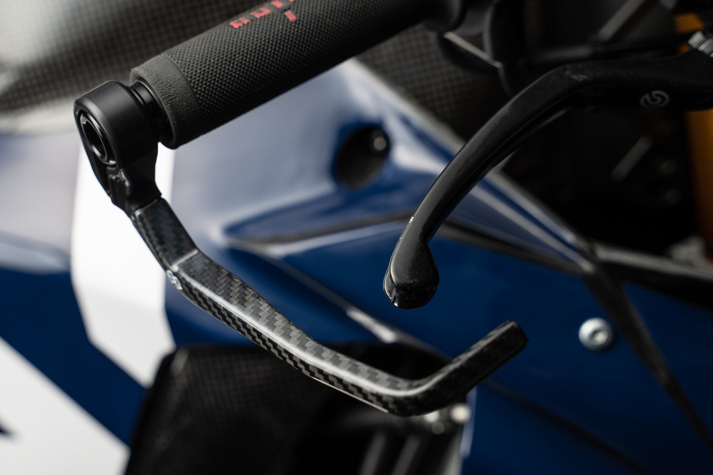Gilles Bremshebelprotektor | Carbon