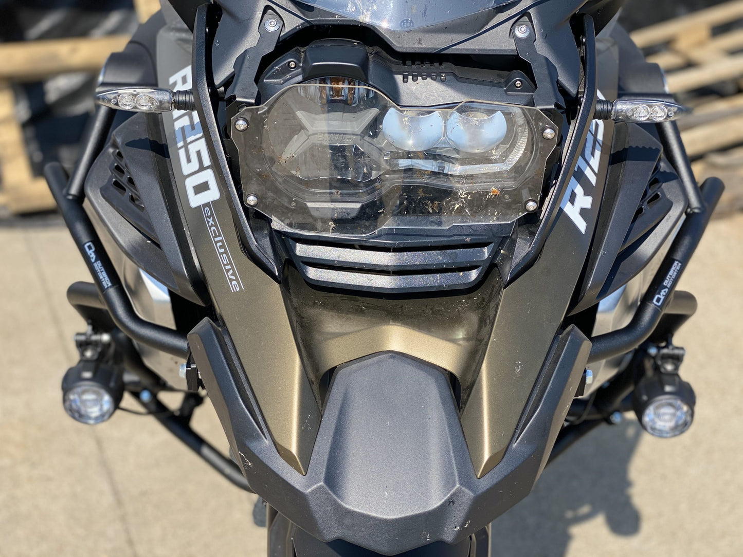 Outback Motortek | Oberer Sturzbügel | Weiss | passend für BMW R 1250 GS Adventure - Modelle (2019-2023)