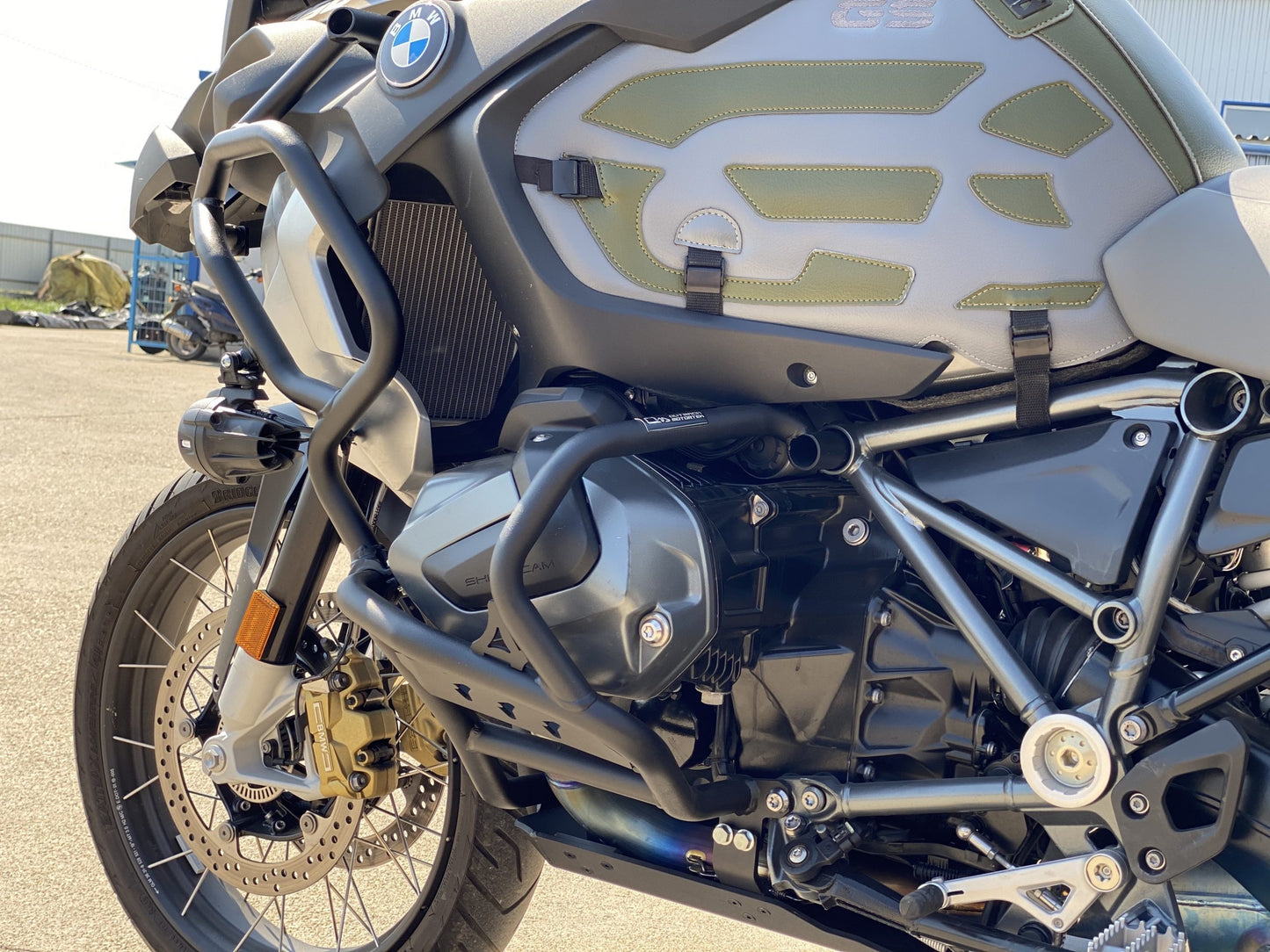 Outback Motortek | Oberer Sturzbügel | Weiss | passend für BMW R 1250 GS Adventure - Modelle (2019-2023)