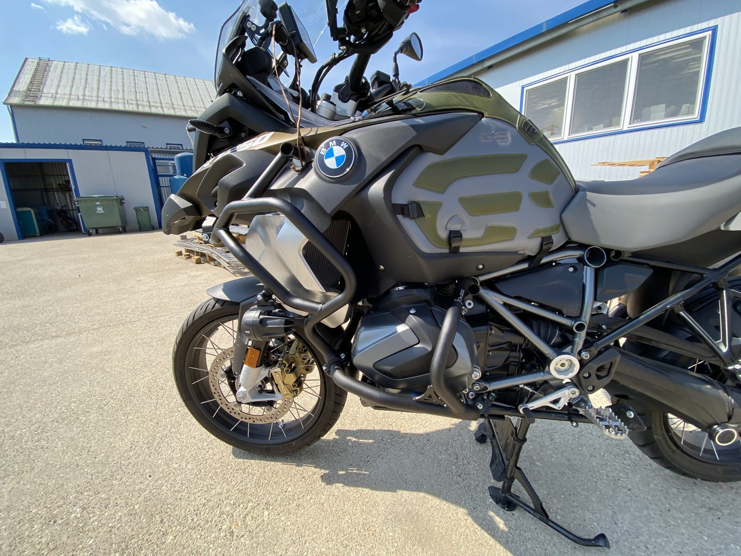 Outback Motortek | Oberer Sturzbügel | Weiss | passend für BMW R 1250 GS Adventure - Modelle (2019-2023)